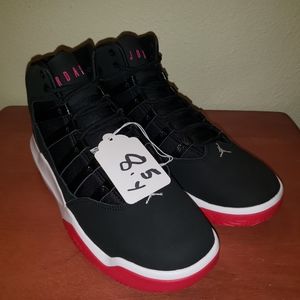 Nike Jordans Max Aura